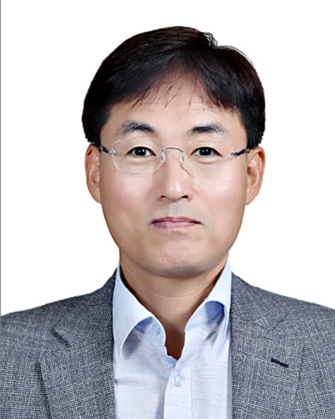 최민웅